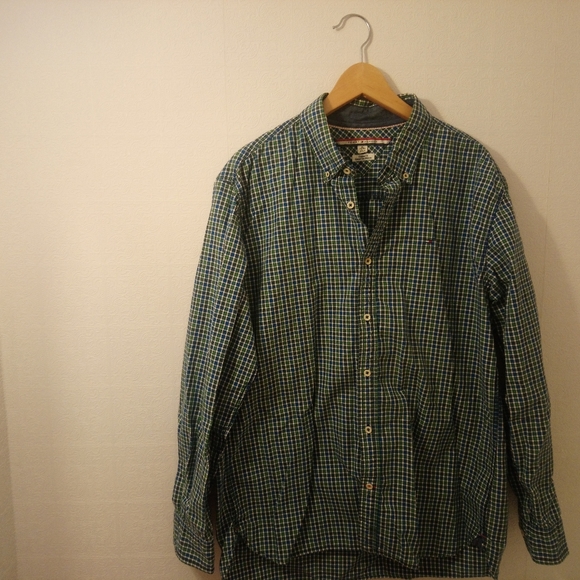 Shirt - Picture 1 of 2